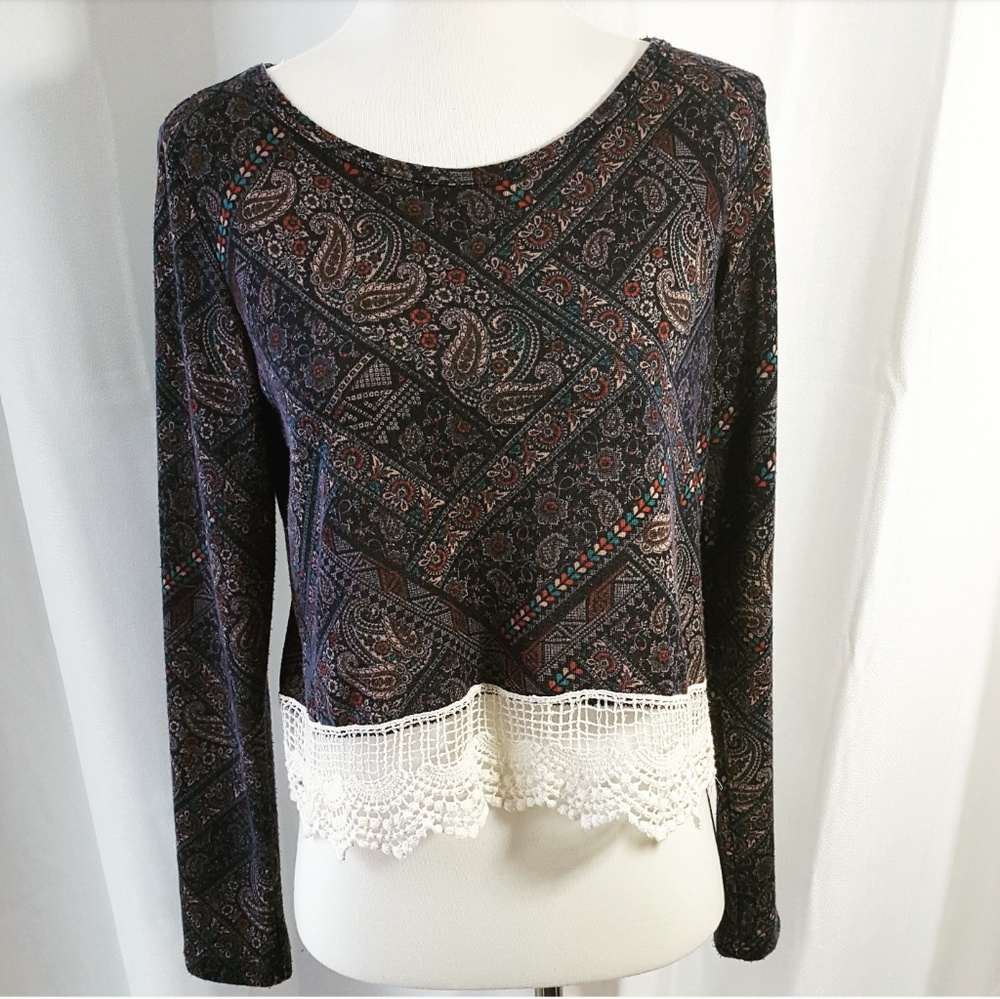 la hearts crop top